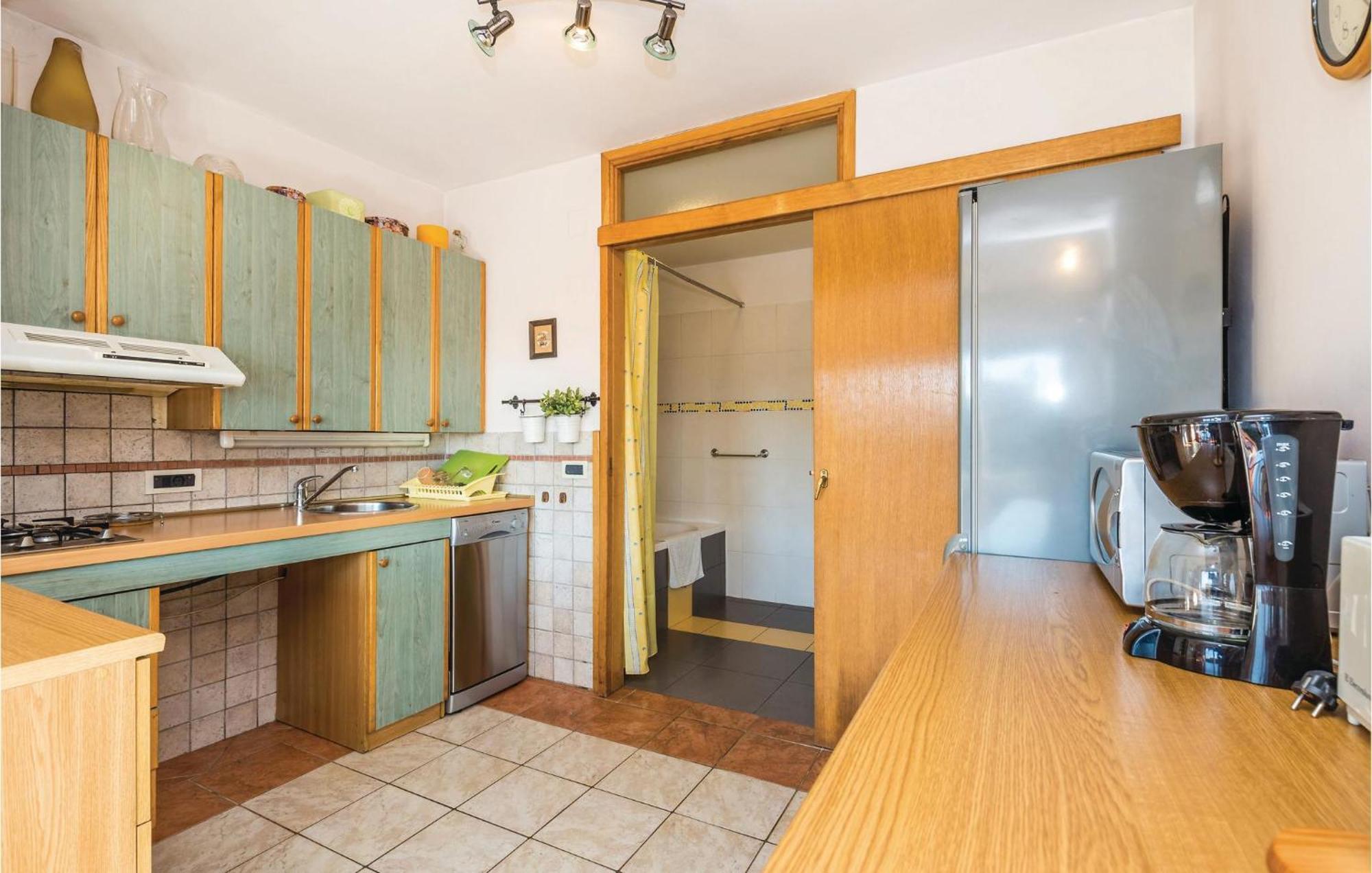 Stunning Apartment In Rijeka With 1 Bedrooms And Wifi Экстерьер фото