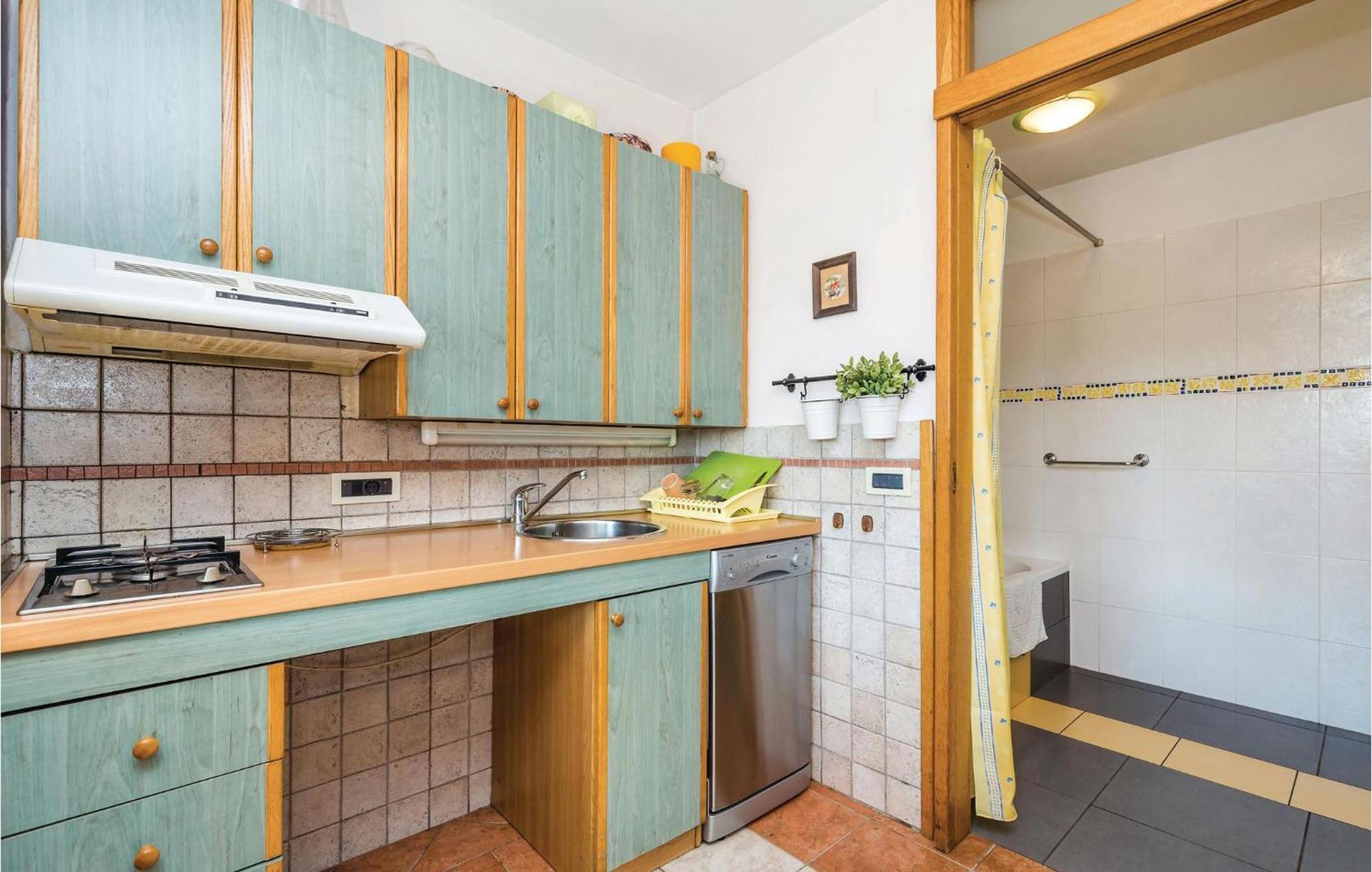 Stunning Apartment In Rijeka With 1 Bedrooms And Wifi Экстерьер фото
