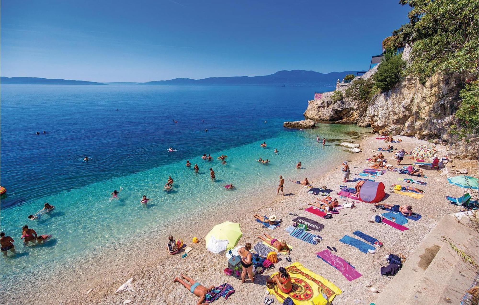 Stunning Apartment In Rijeka With 1 Bedrooms And Wifi Экстерьер фото
